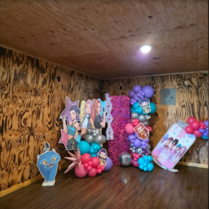 Custom Balloon Décor & Backdrop Setup